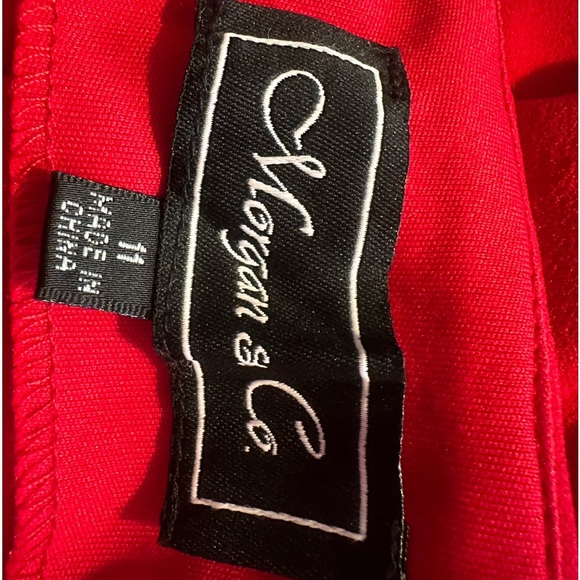 Morgan & Co.Women’s Red Evening Dress Size 11 - Picture 8 of 8